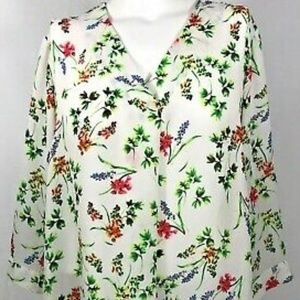 NWOT Floral blouse